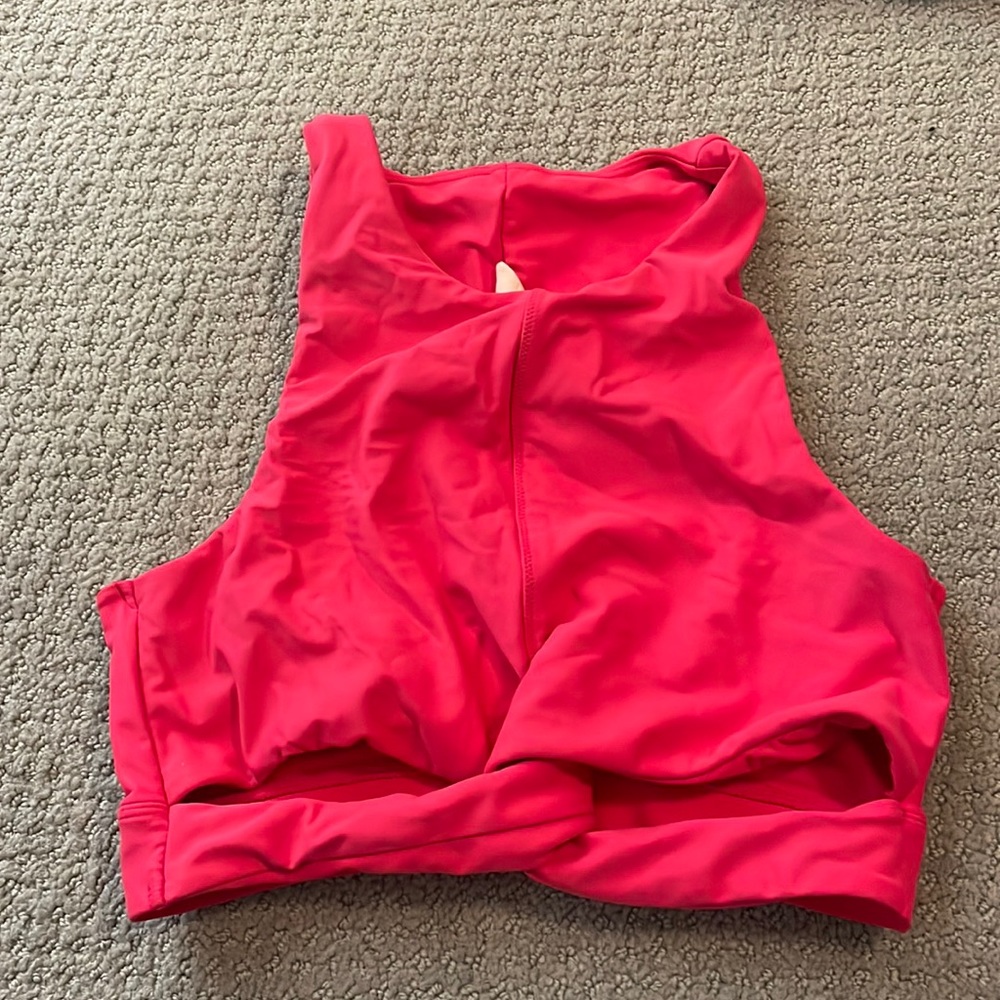 Spiritual Gangster Pink open cut sports bra - size medium